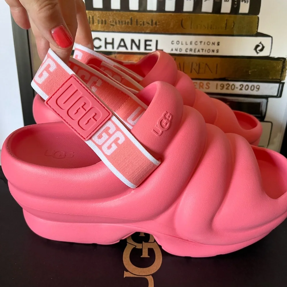 UGG Women's Pink Sandals